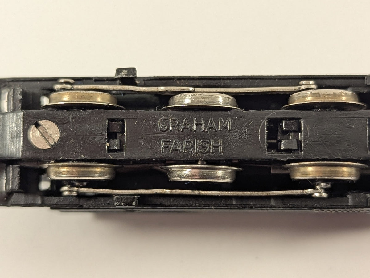 Graham Farish N Gauge GWR Class 94xx 0-6-0 Pannier Tank Steam Locomotive