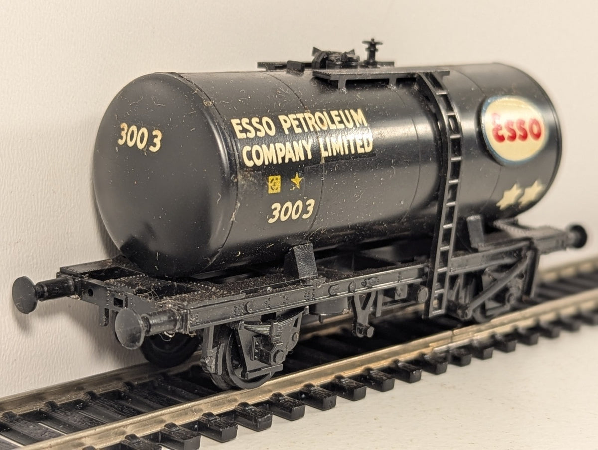 Airfix Pattern No. R.I British Railways Tank Wagon Kit