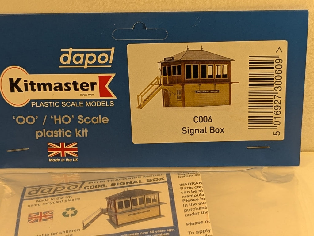 Dapol Kitmaster C006 OO HO Scale Signal Box Plastic Kit