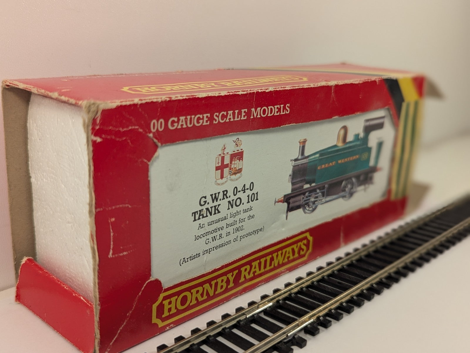 Hornby R077 GWR Class 101 Holden 0-4-0 Tank Locomotive OO Gauge - Boxed