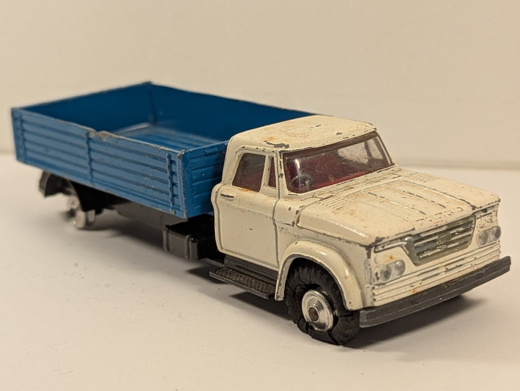 Corgi Toys No. 483 Dodge Kew Fargo Tipper Truck 1:43 Scale - Missing Wheel