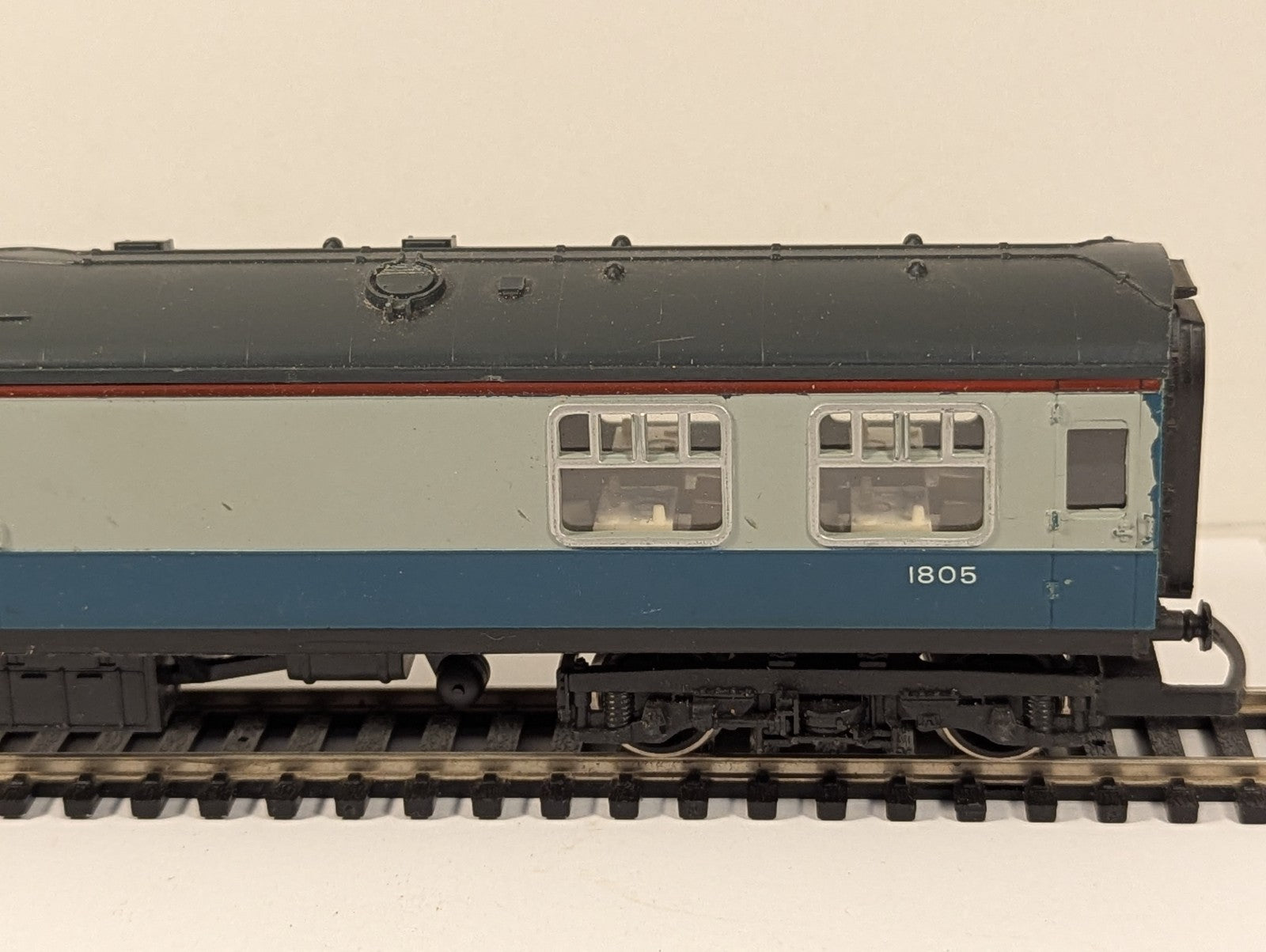 Hornby R923 OO Gauge Inter-City Buffet Car Blue & Grey