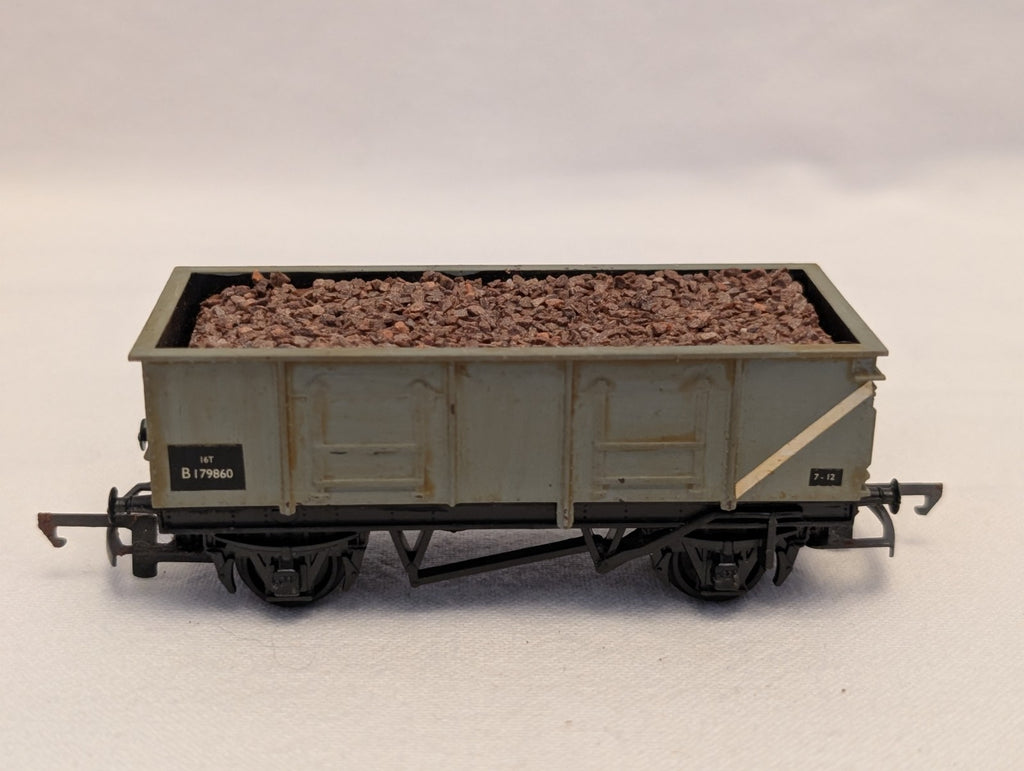Tri-ang OO Gauge 16-Ton Mineral Wagon Wagons B179860 BR Grey R.12