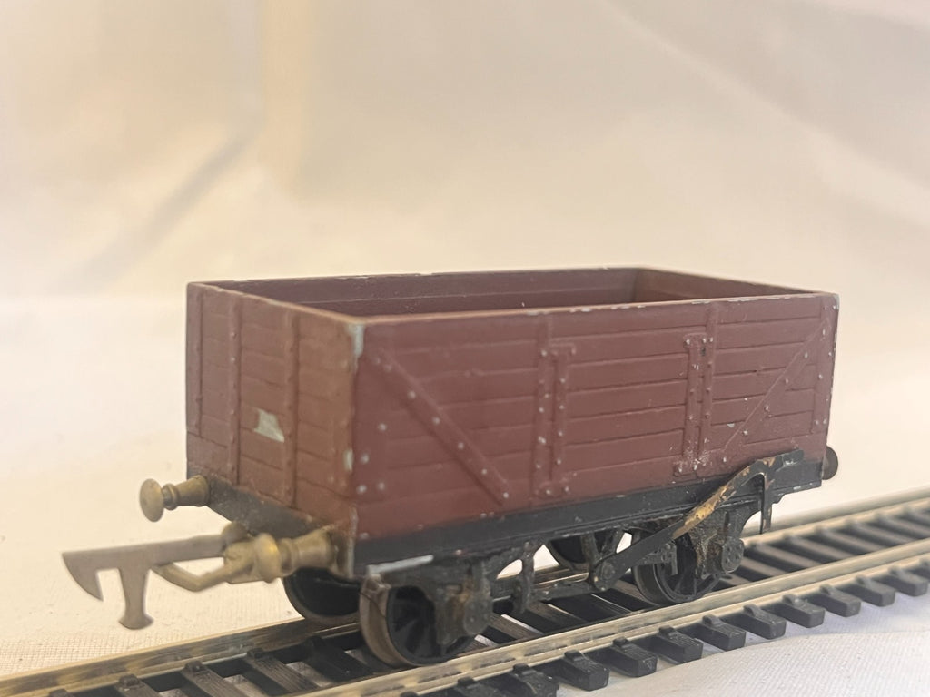 Graham Farish Brown 7 Plank Open Wagon