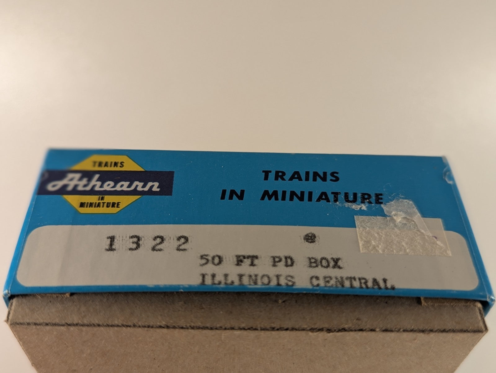 Athearn HO Gauge 50ft PD Boxcar IC 11023 Illinois Central 1322