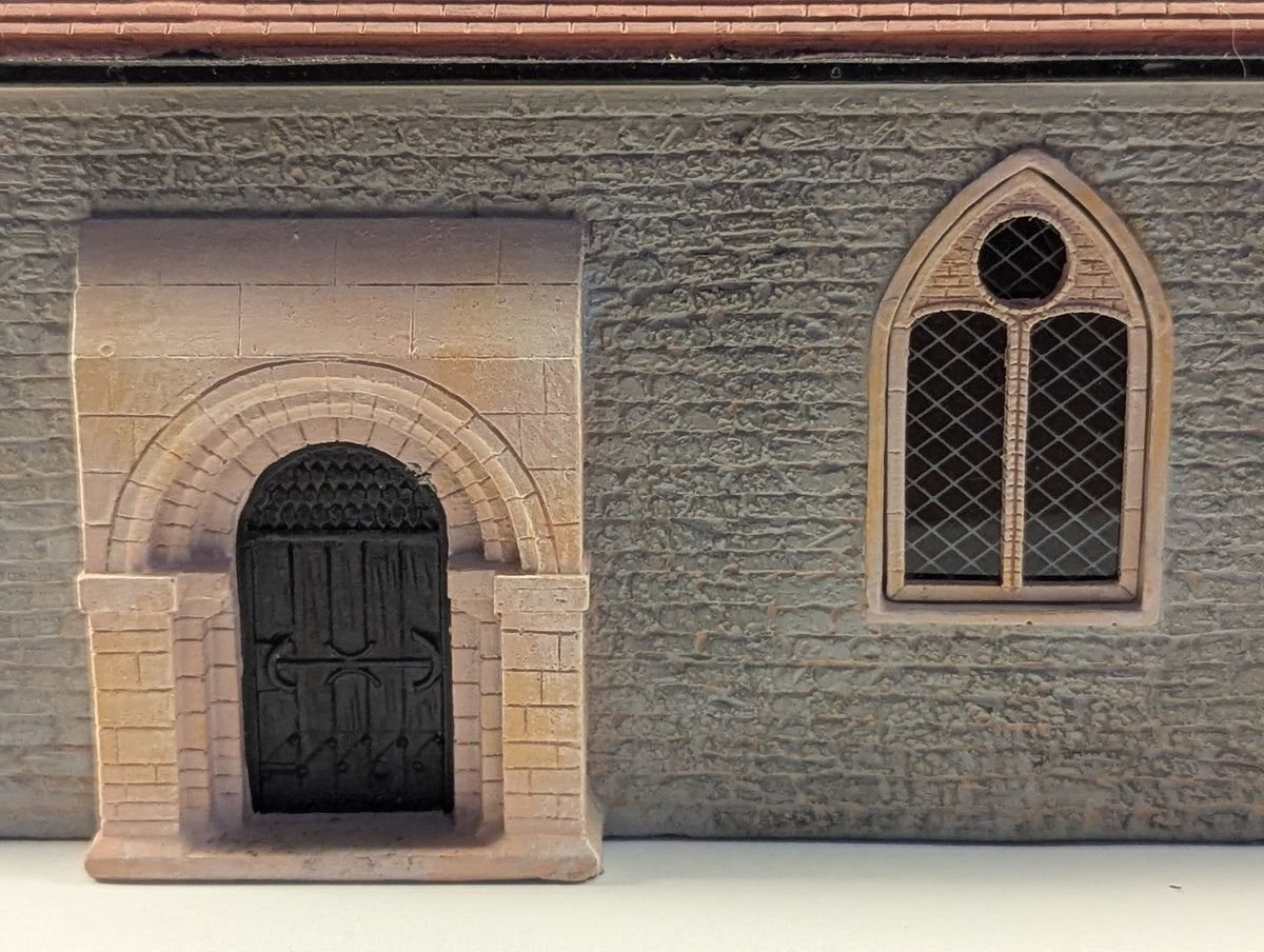 Hornby Skaledale R8553 Holy Trinity Church