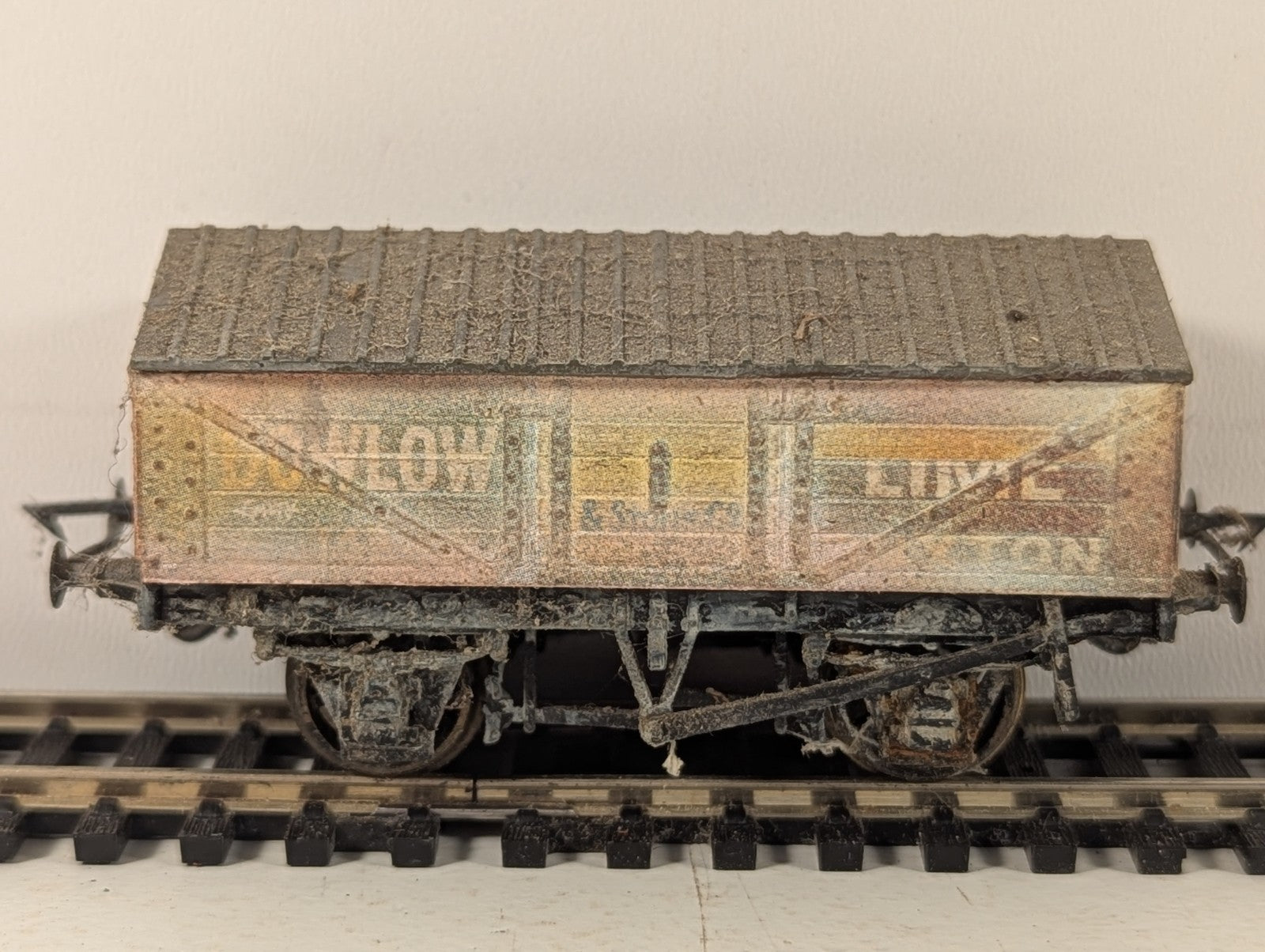 Peco OO Gauge W. Low & Stone Co. Buxton Lime Wagon Goods Wagon 142