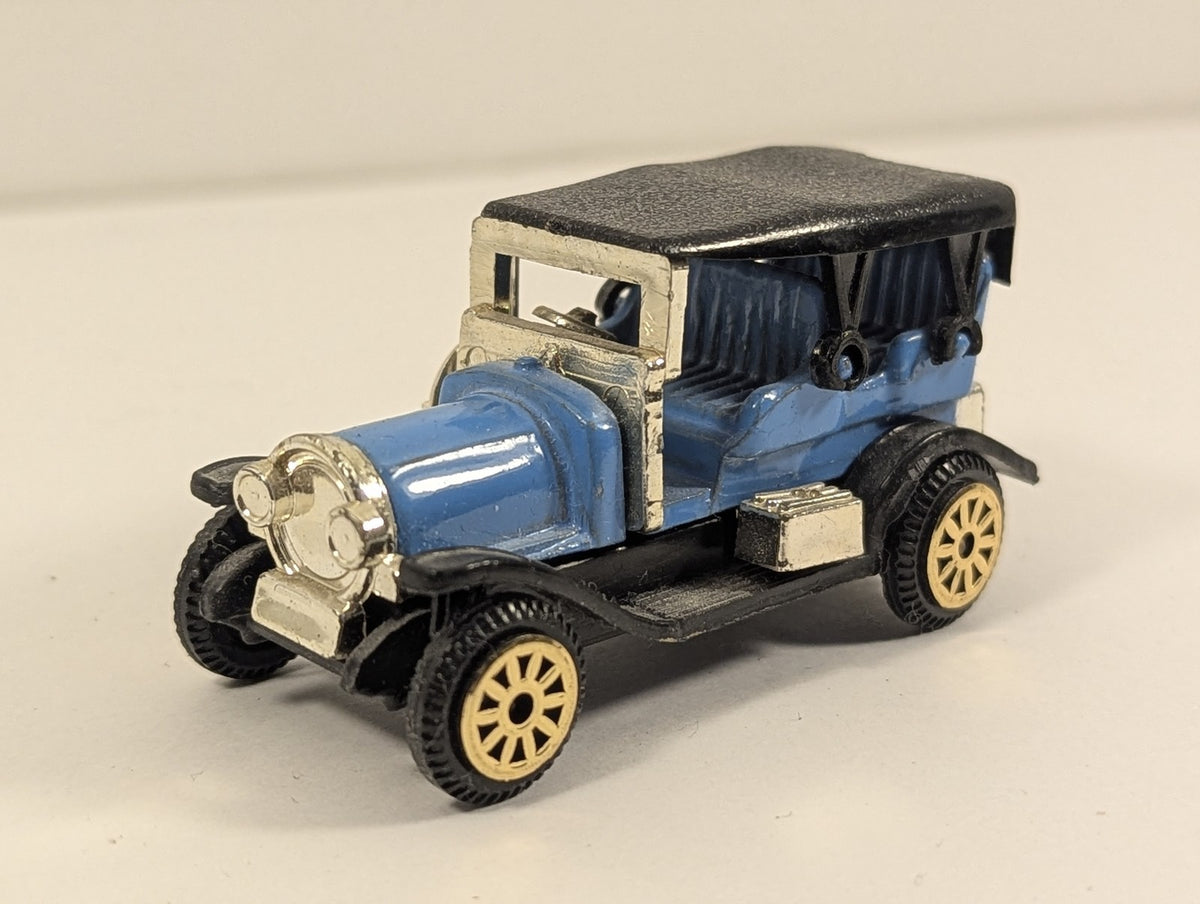 Summer Delaunay Die-cast Car Blue and Black S 8507