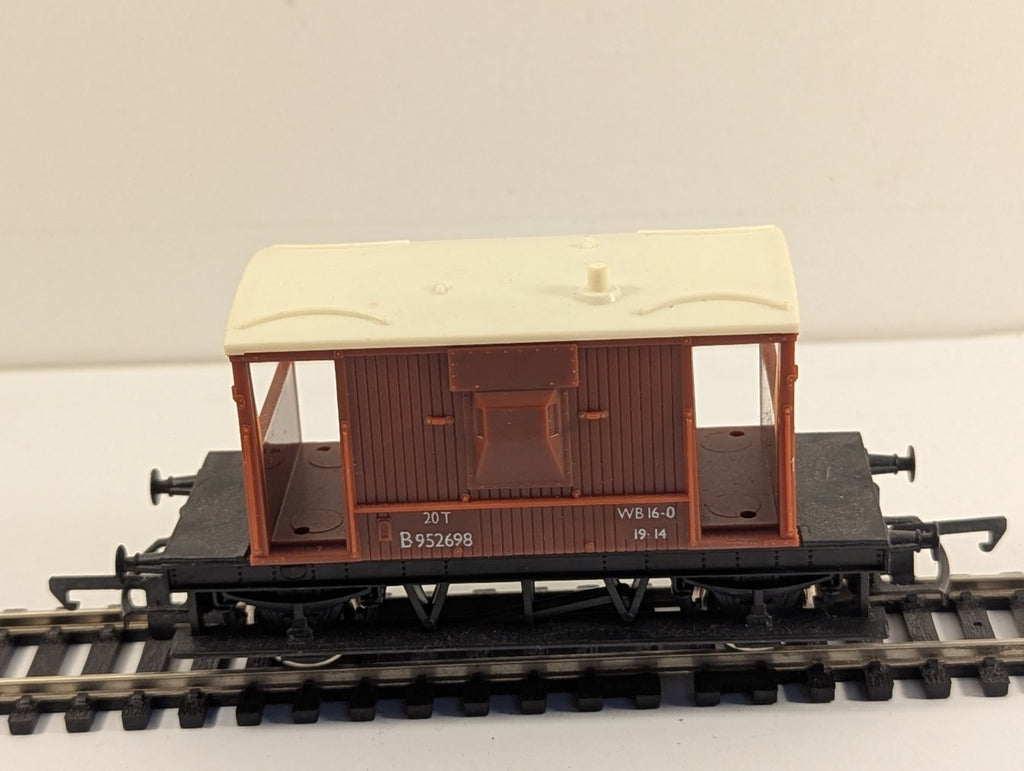Hornby R124 OO Gauge BR 20 Ton Brake Van B952698