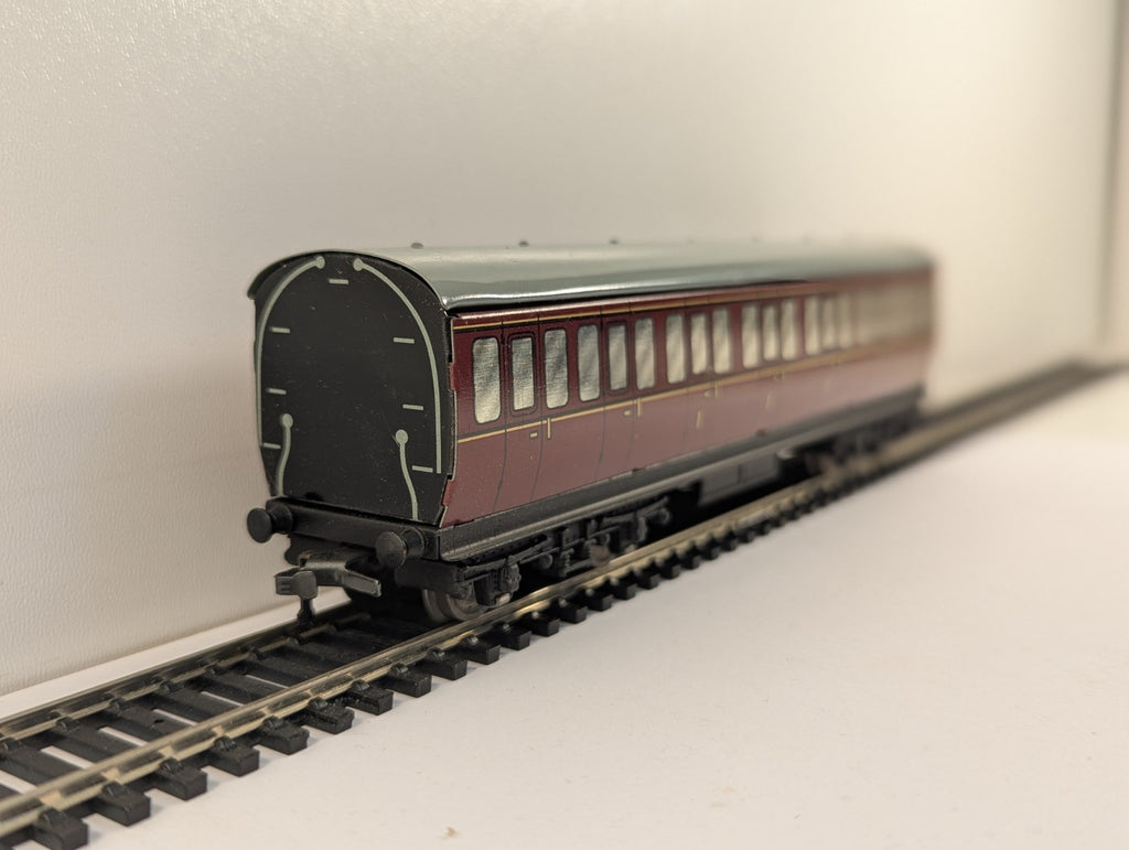 Hornby-Dublo 32017 OO Gauge D12 1st class suburban Coach - Boxed