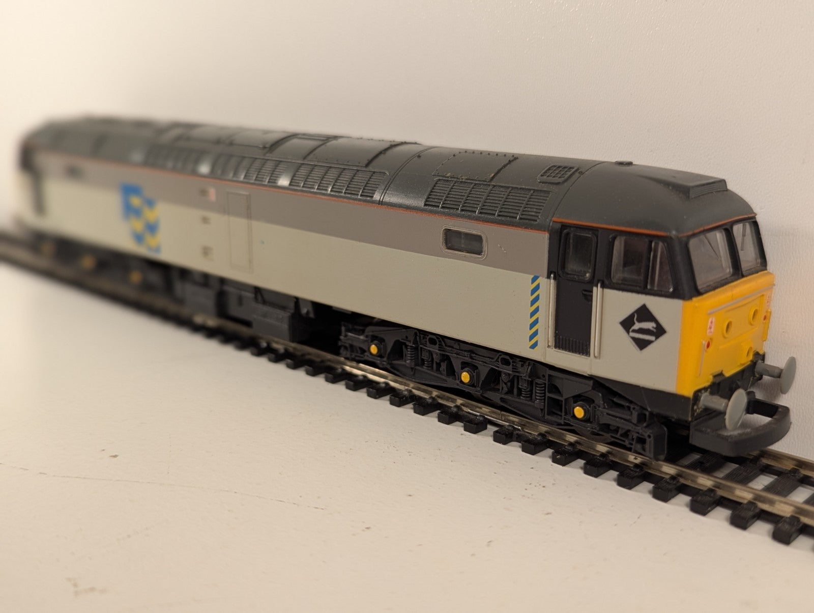 Lima OO Gauge BR Class 47 BR Railfreight Metals sector Grey Diesel Locomotive