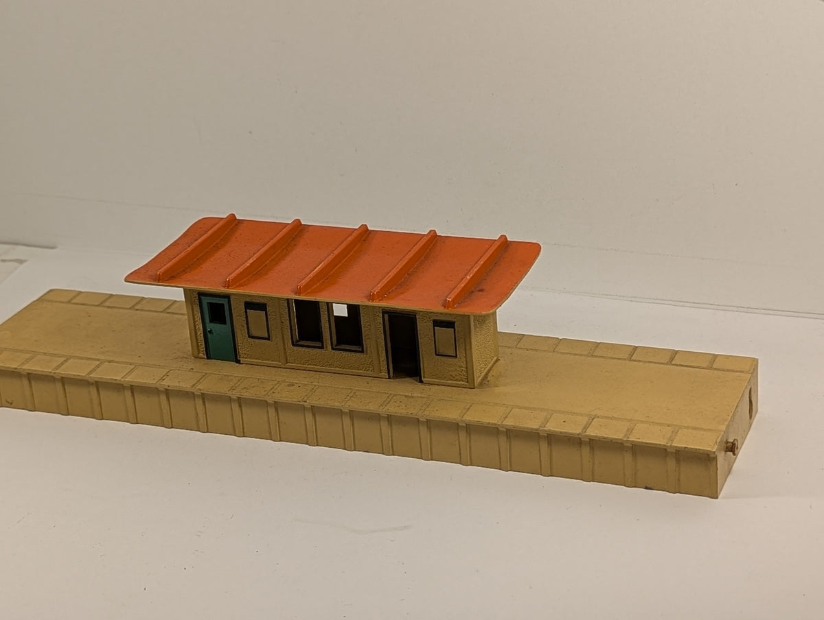 Hornby Dublo OO Gauge Island Platform Buildings & Structures
