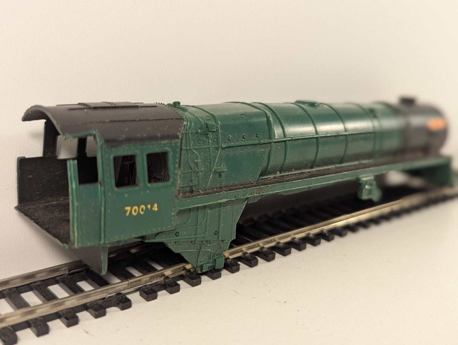 Hornby R056 ‘Iron Duke’ 4-6-2 70047 Body Shell – OO Gauge