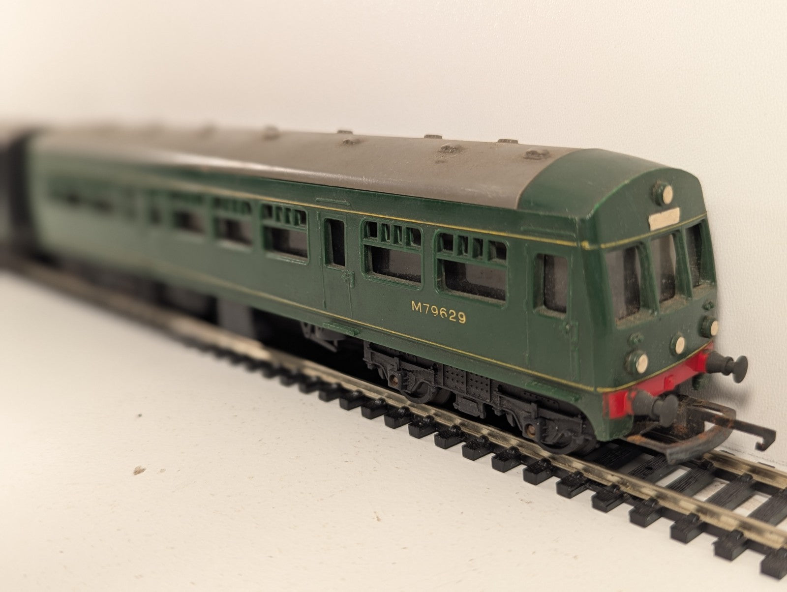 Tri-ang OO Gauge Metropolitan-Cammell 2-Car DMU Diesel Multiple Unit