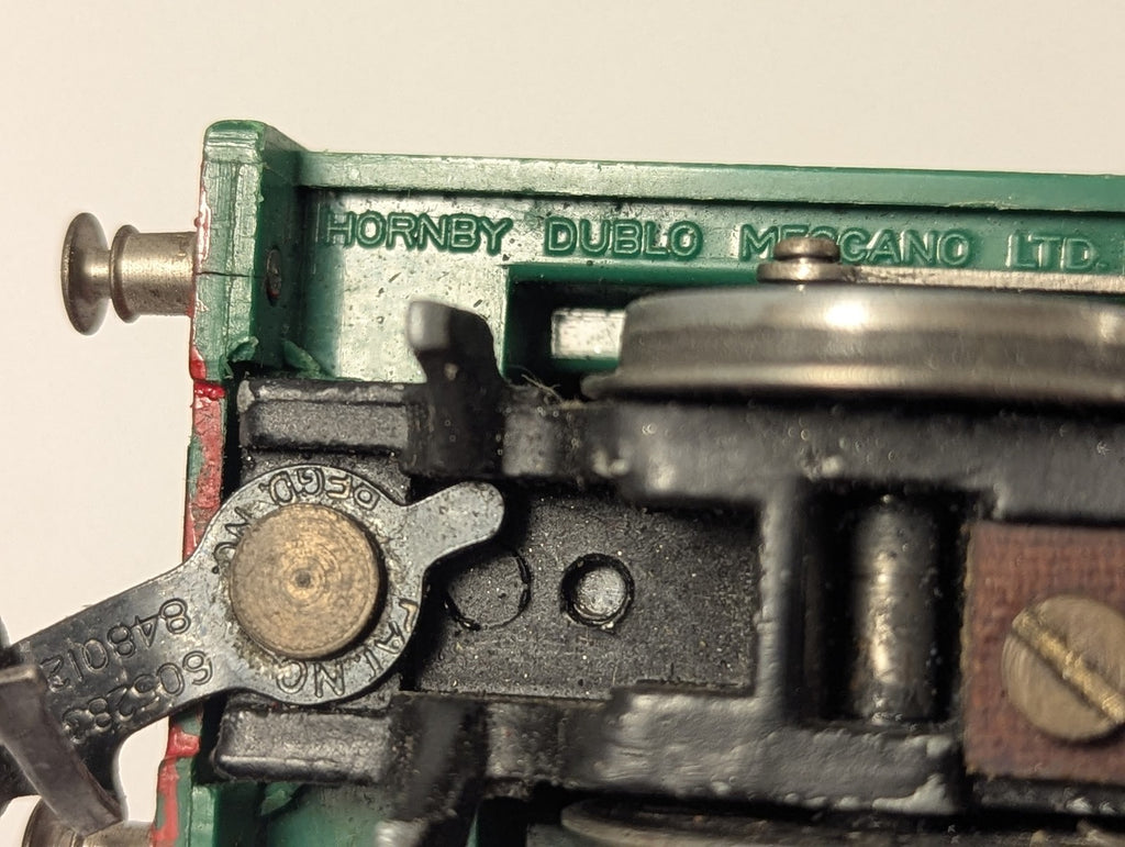 Hornby Dublo OO Gauge R1 Class 0-6-0T Steam Locomotive 31340 BR Green 2206