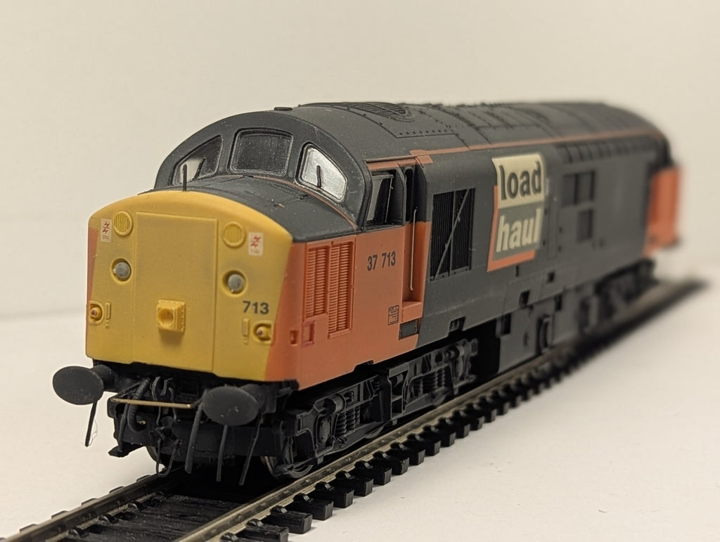 Lima OO Gauge Class 37 Diesel Locomotive 37713 Loadhaul 204856A7