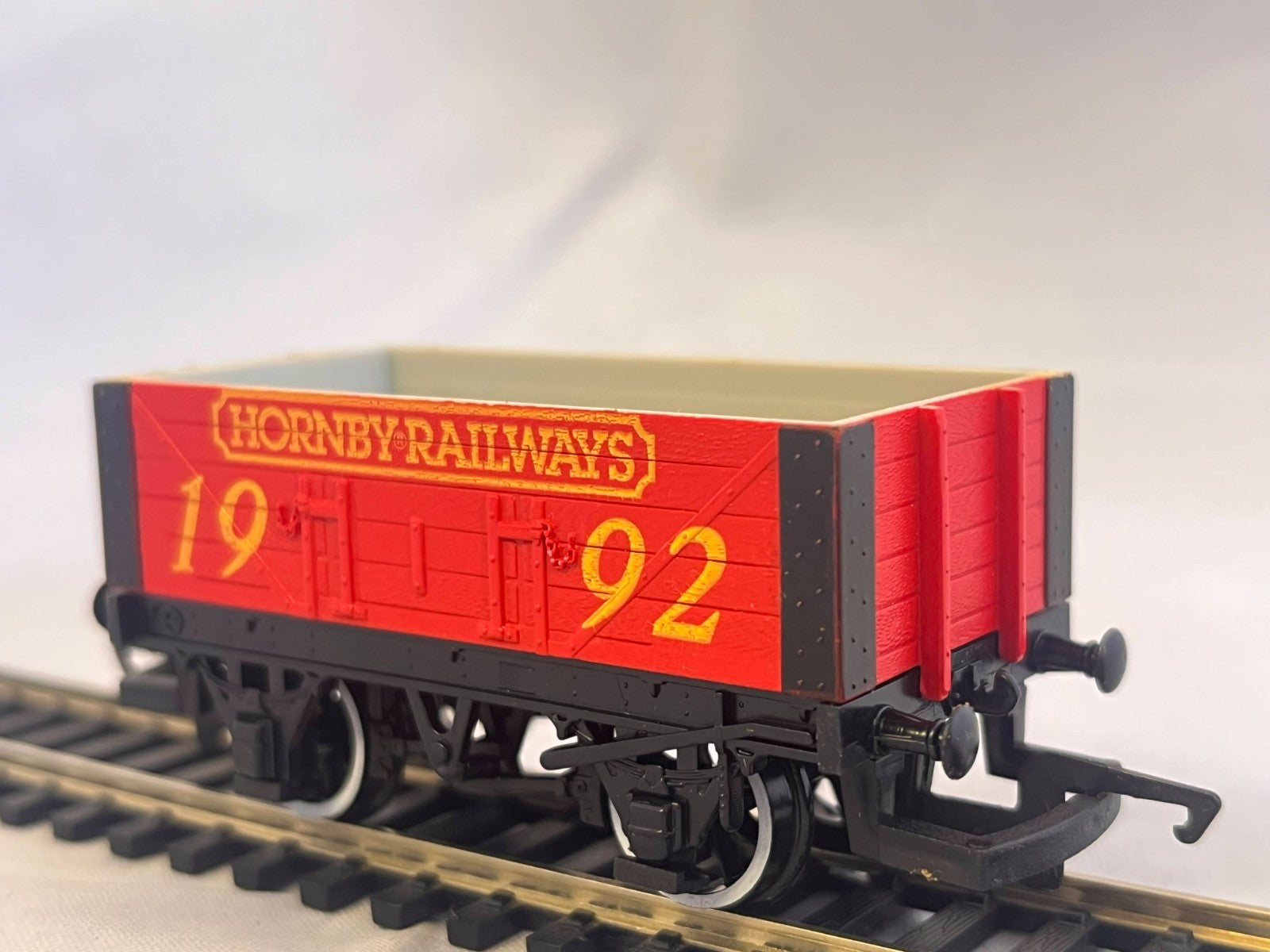 Hornby Railways R011 OO Gauge Red Hornby 1992 Open Wagon Boxed