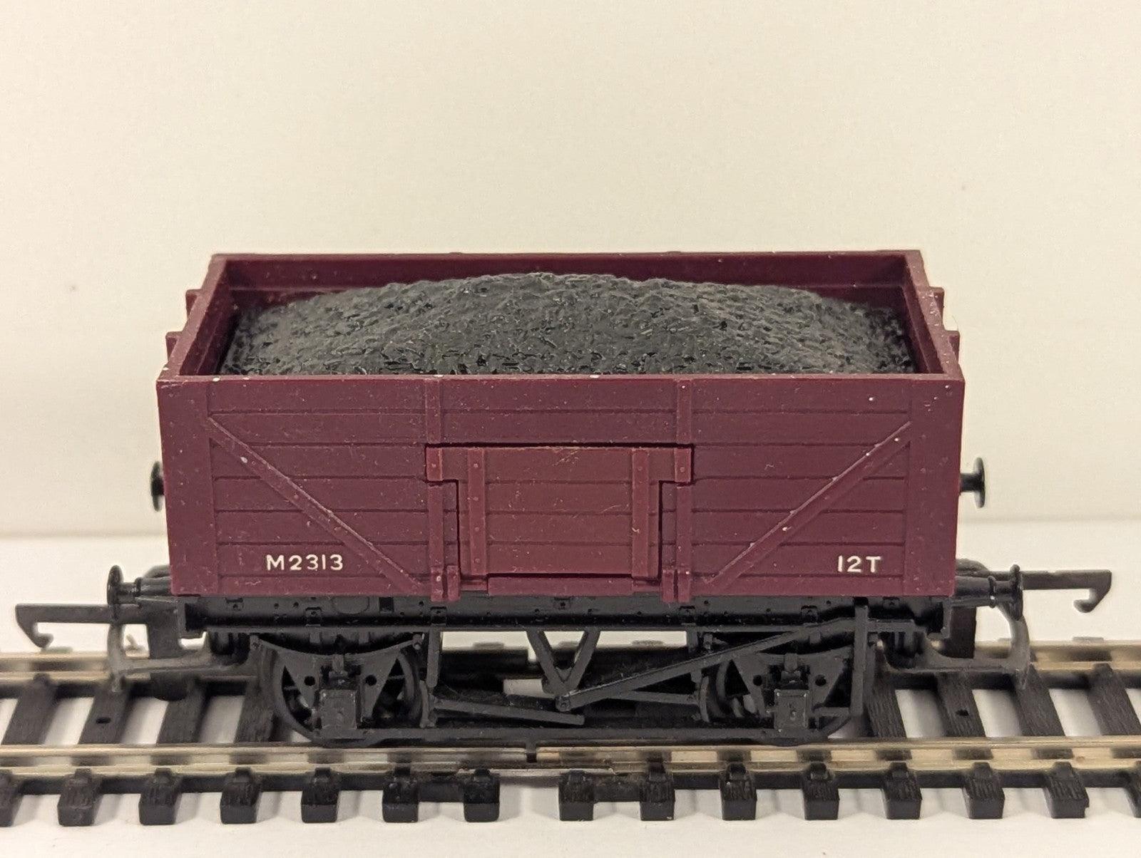 Tri-ang OO Gauge R112 Goods Truck with Drop Doors