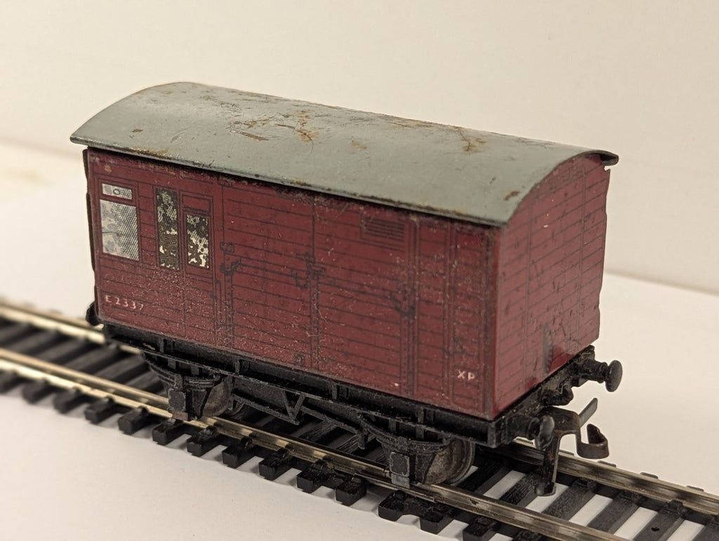 Hornby Dublo 32060 OO Gauge BR Red Horse Box - Rusted Roof