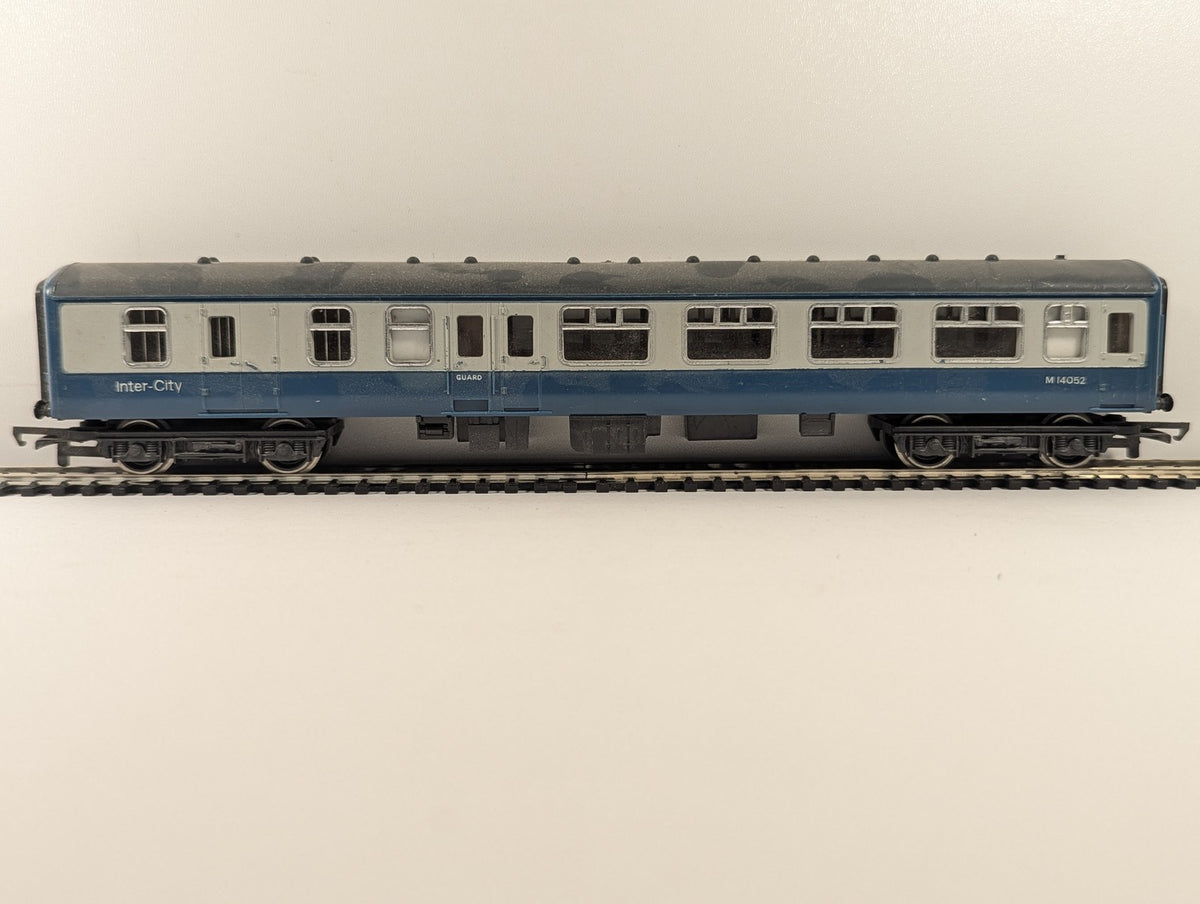Hornby OO Gauge BR Mk1 BSK Brake Second Corridor Coach Passenger Coach M14052