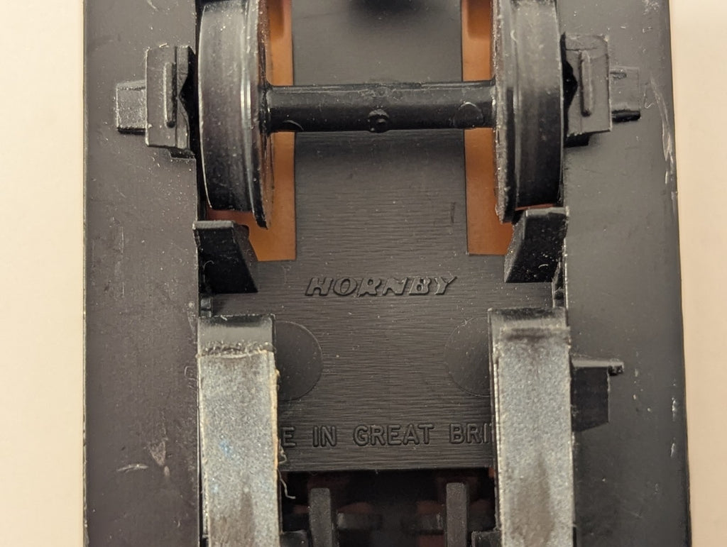Hornby OO Gauge Track Maintenance Department 4-Wheel Coach
