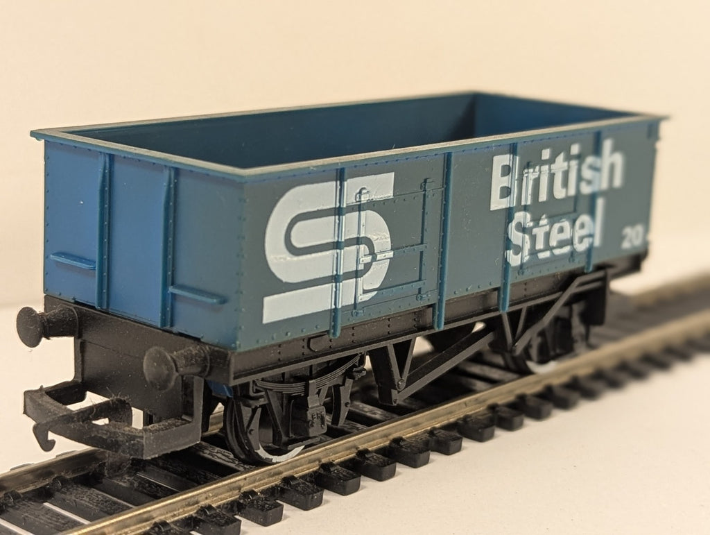 Hornby R211 OO Gauge British Steel Open Wagon 20