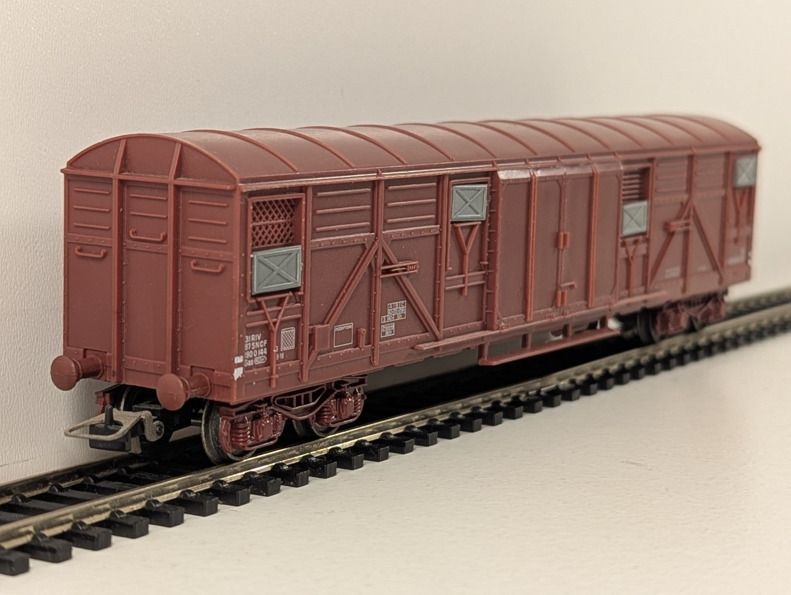 Jouef HO Gauge SNCF 6531 Twin Bogie Box Van - Boxed