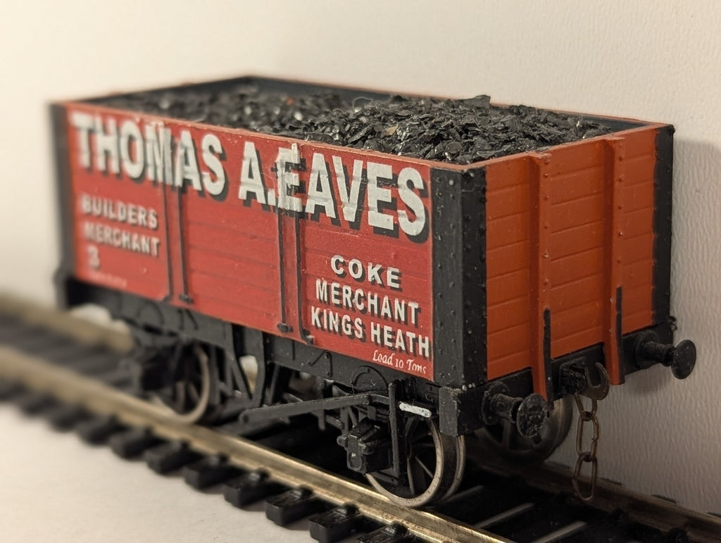 Dapol OO Gauge Thomas A. Eaves Coke & Builders Merchant 7-Plank Open Wagon
