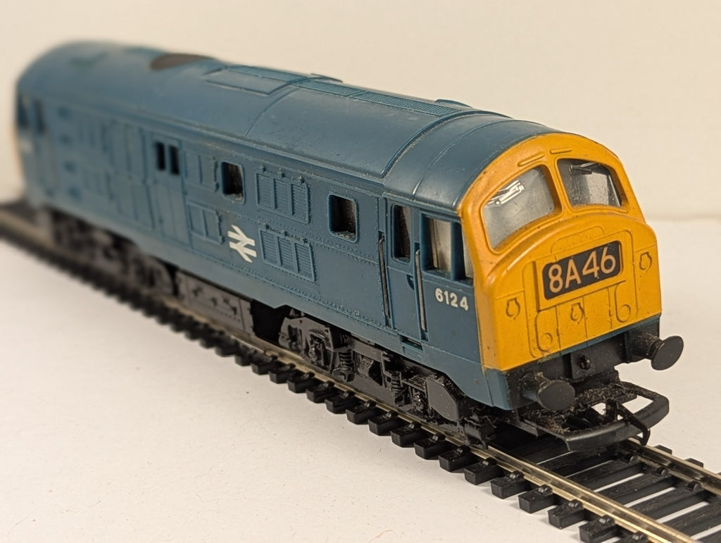 Hornby R337 OO Gauge BR Blue Class 29 Diesel Locomotive No. 6142