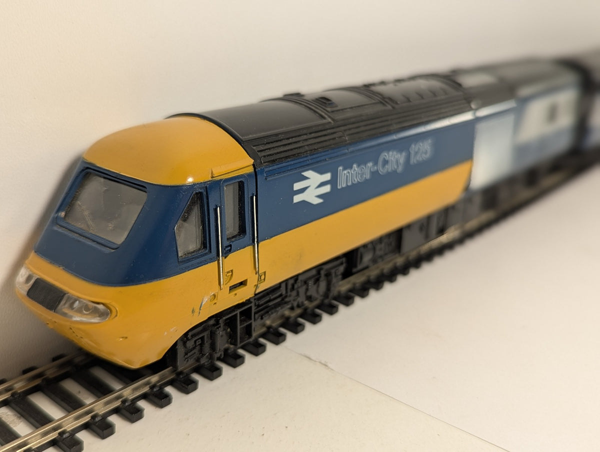 Hornby OO Gauge Class 43 HST Inter-City 125 Power and Dummy Car Locomotives