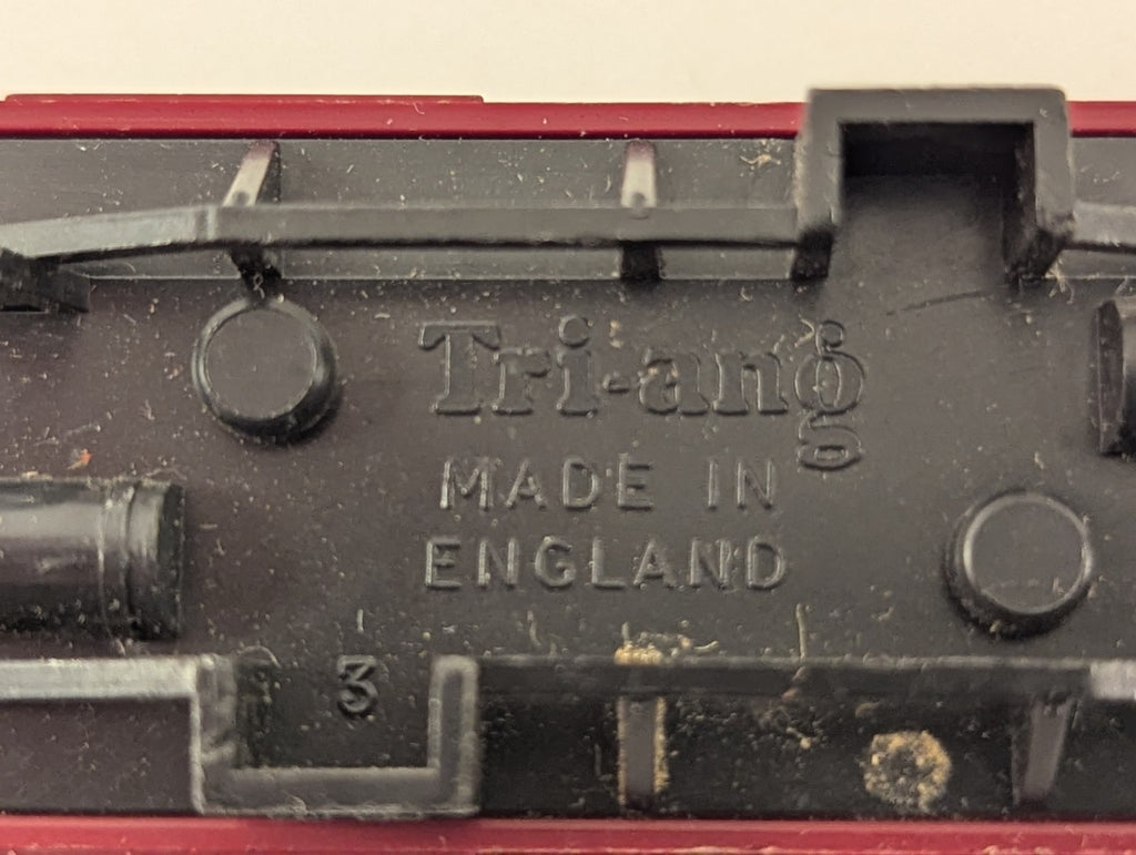Tri-ang TT Gauge BR Mk1 Corridor Brake Coach