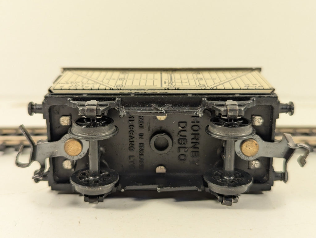 Hornby Dublo OO Gauge 10 Ton Insulated Meat Van