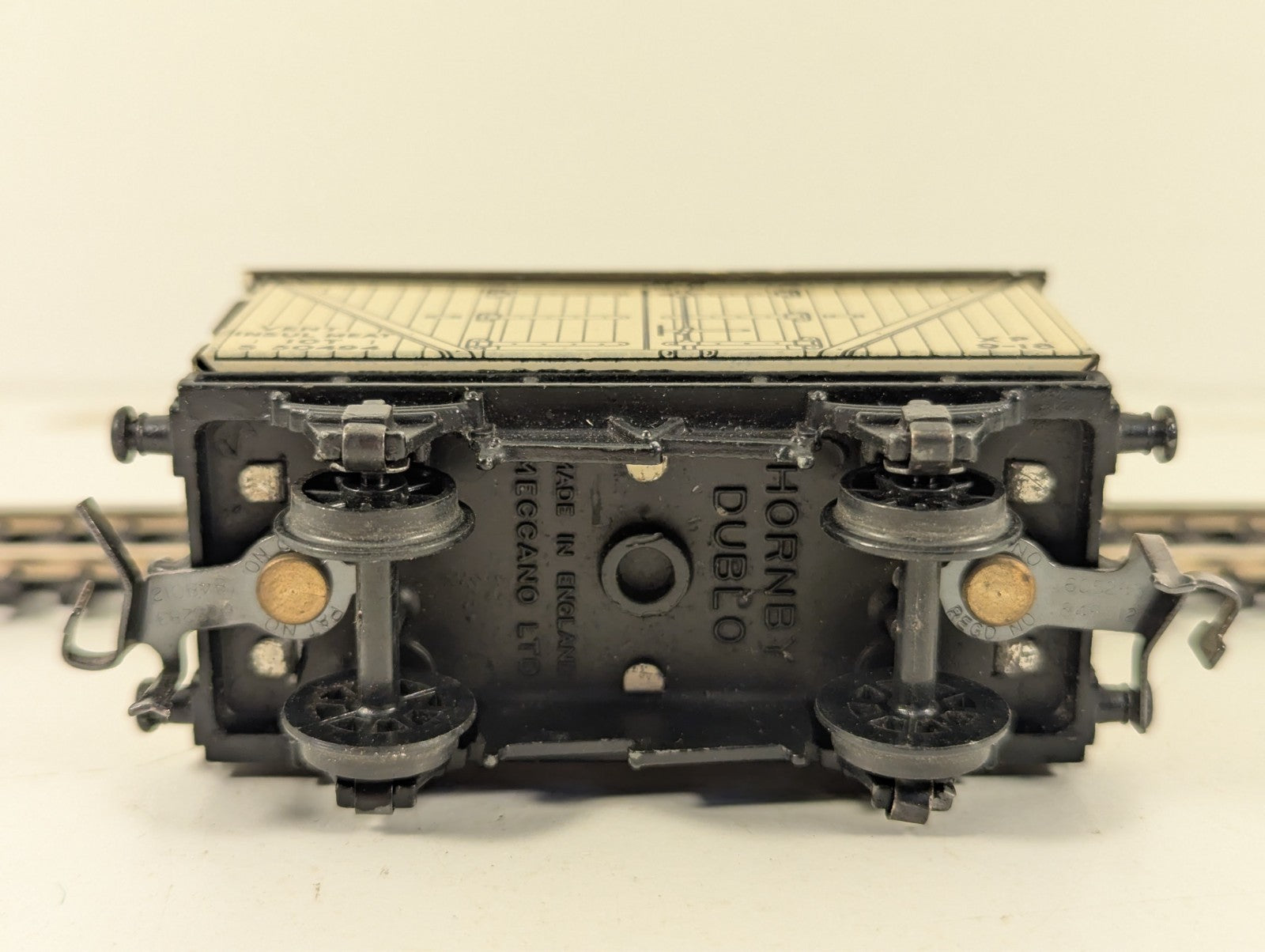 Hornby Dublo OO Gauge 10 Ton Insulated Meat Van