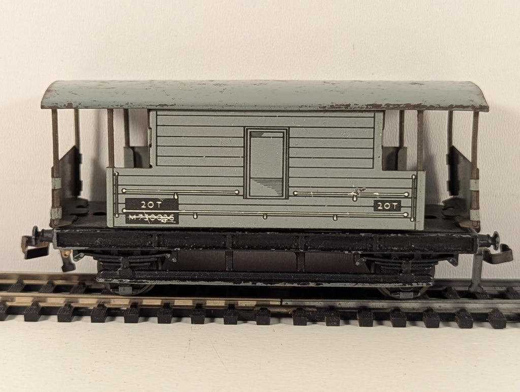Hornby Dublo OO Gauge BR 20 Ton Goods Brake Van