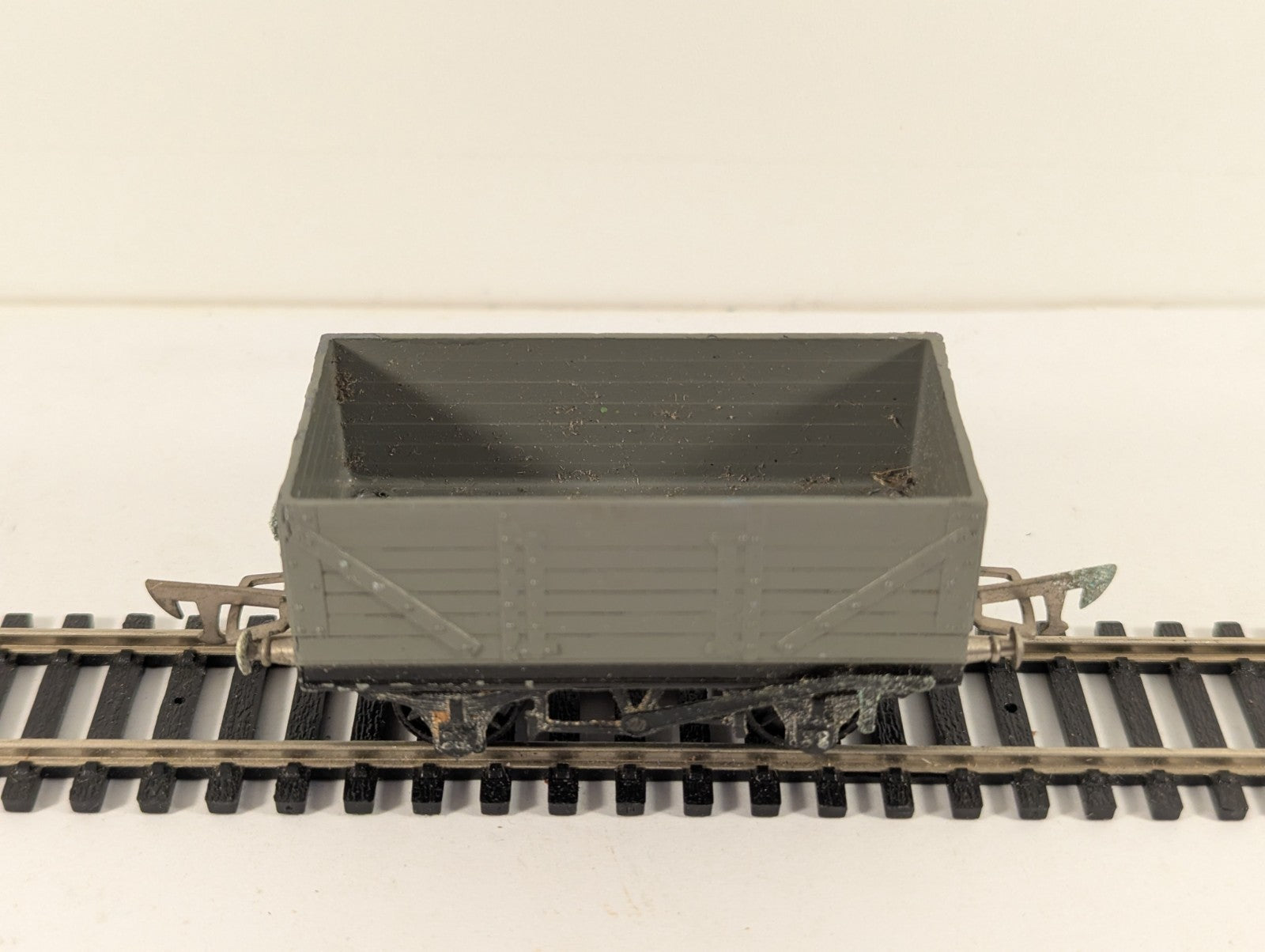 Graham Farish OO Gauge Grey Open 7-Plank Wagon Boxed