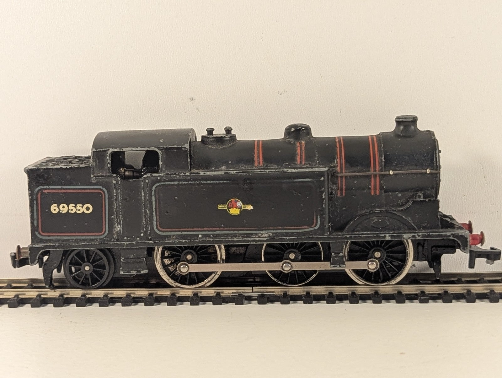 Hornby Dublo OO Gauge BR Class N2 0-6-2 Tank Locomotive 69550 2 Rail