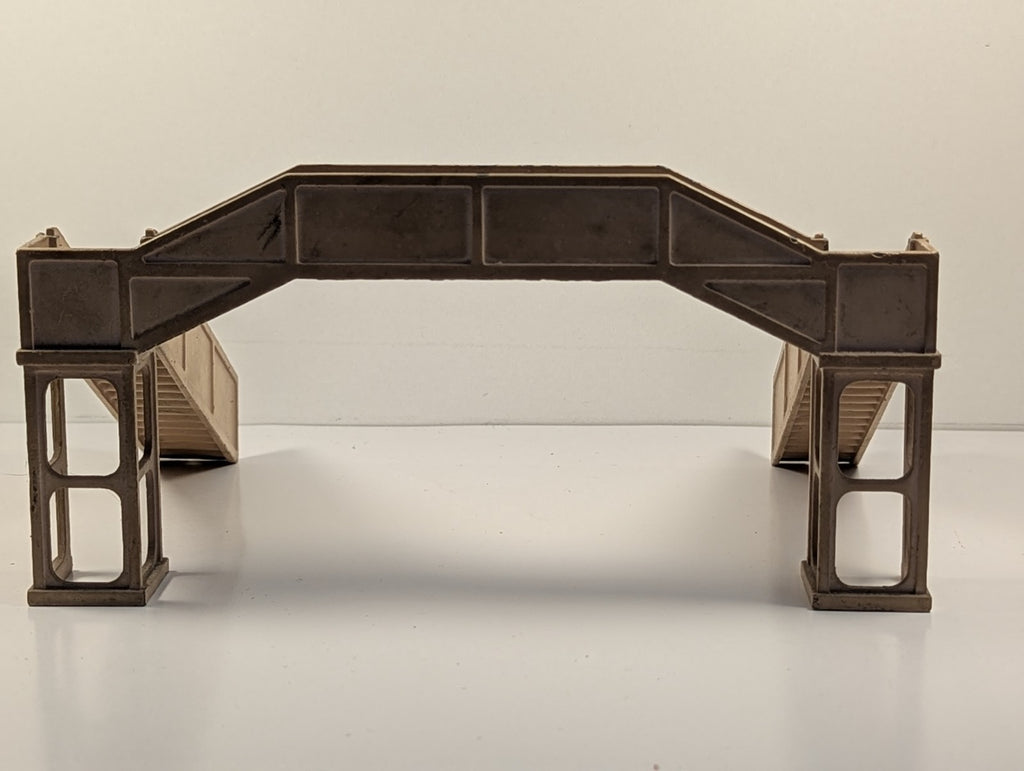 Hornby Dublo OO Gauge D1 Footbridge