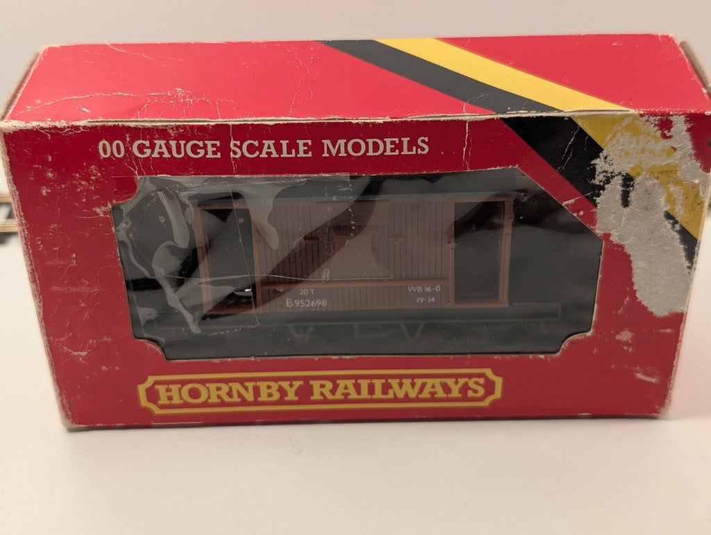 Hornby R.218 OO Gauge BR Brake Van