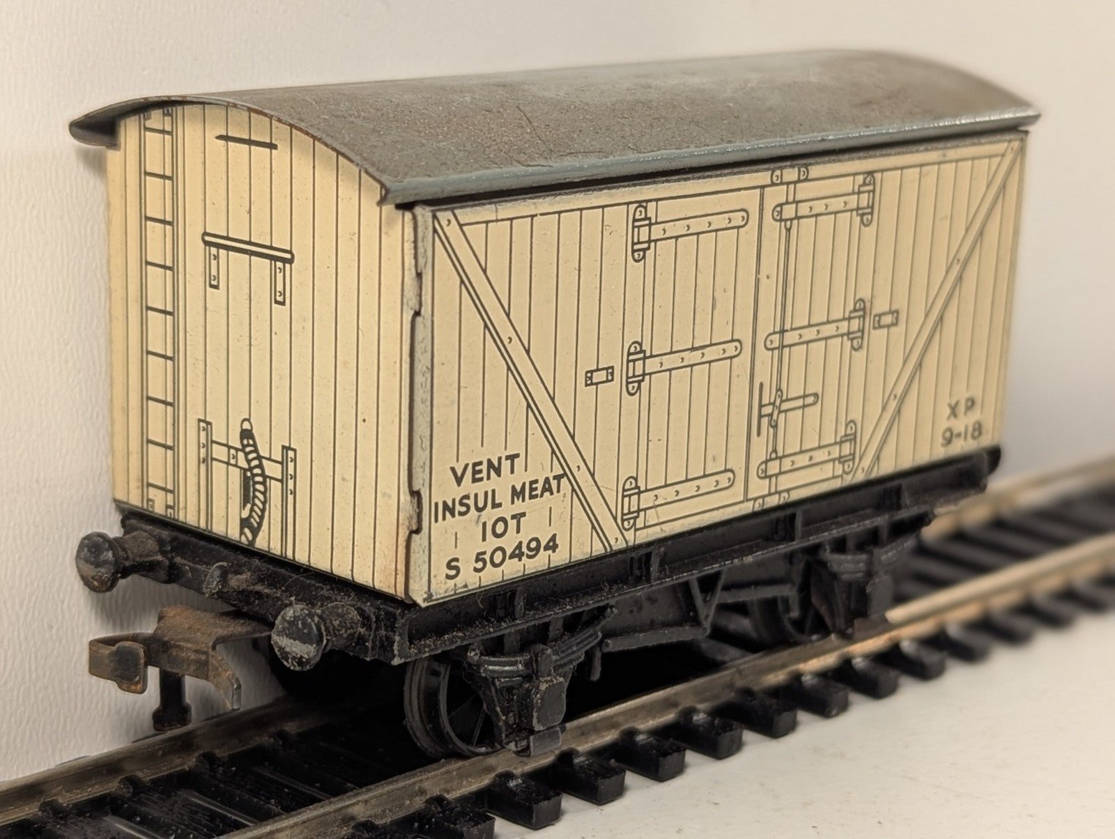 Hornby Dublo "Vent Insul Meat" Van S50494 OO Gauge - Boxed