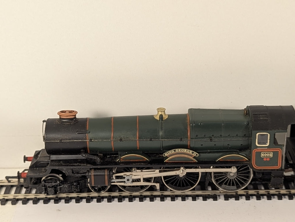 Hornby R303 King Class 'King George II' 6005 BR Green - Boxed
