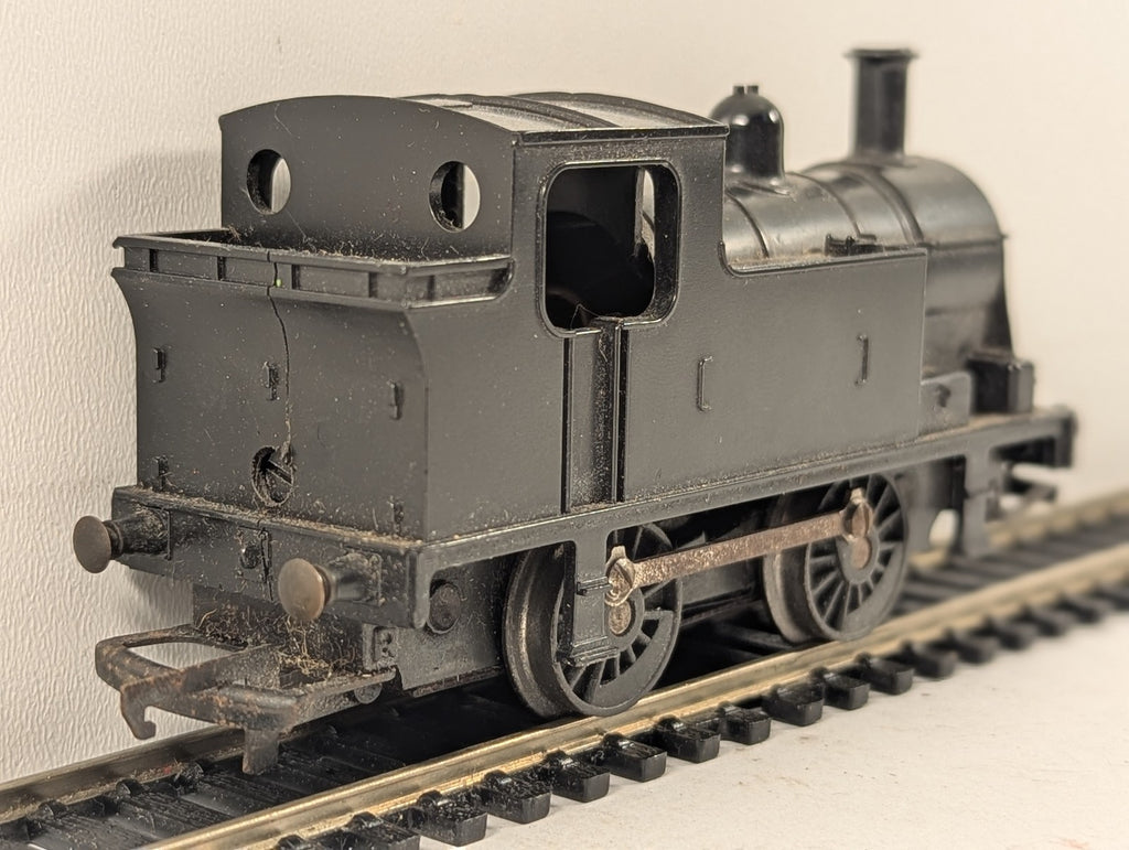 Tri-ang OO Gauge 0-4-0 Industrial Tank Locomotive Steam Locomotive Black R.355