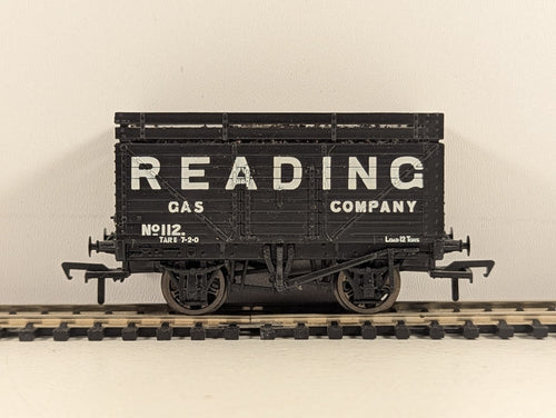 Bachmann Branchline 37-206 OO Gauge Reading Gas Company 8 Plank Coke Wagon