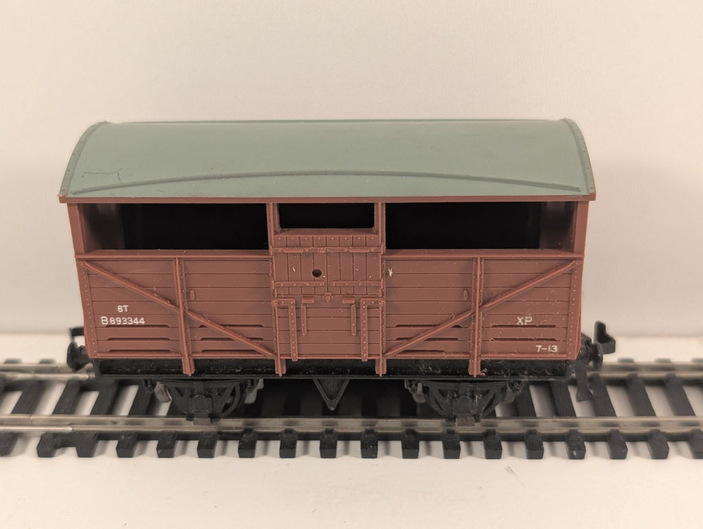 Hornby Dublo 8 Ton Cattle Wagon B893344 in BR Brown