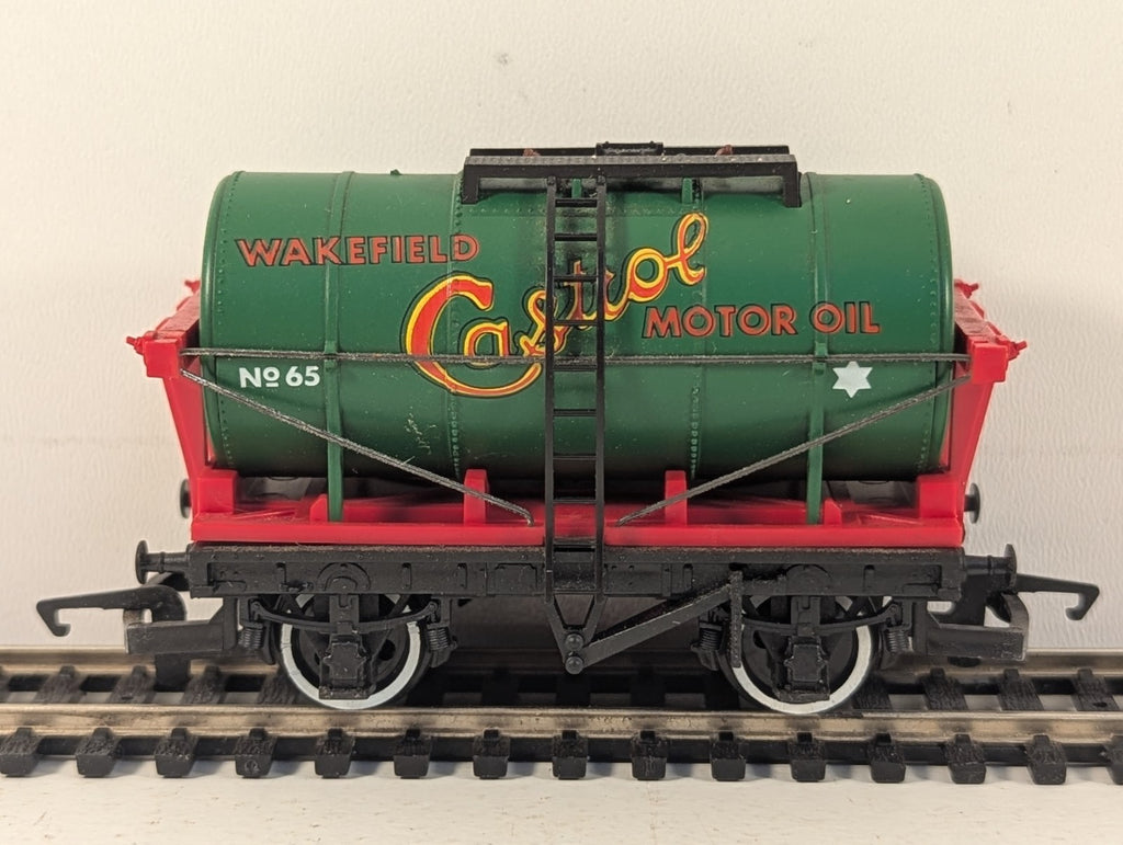 Hornby Railways R.127 Castrol Tank Wagon