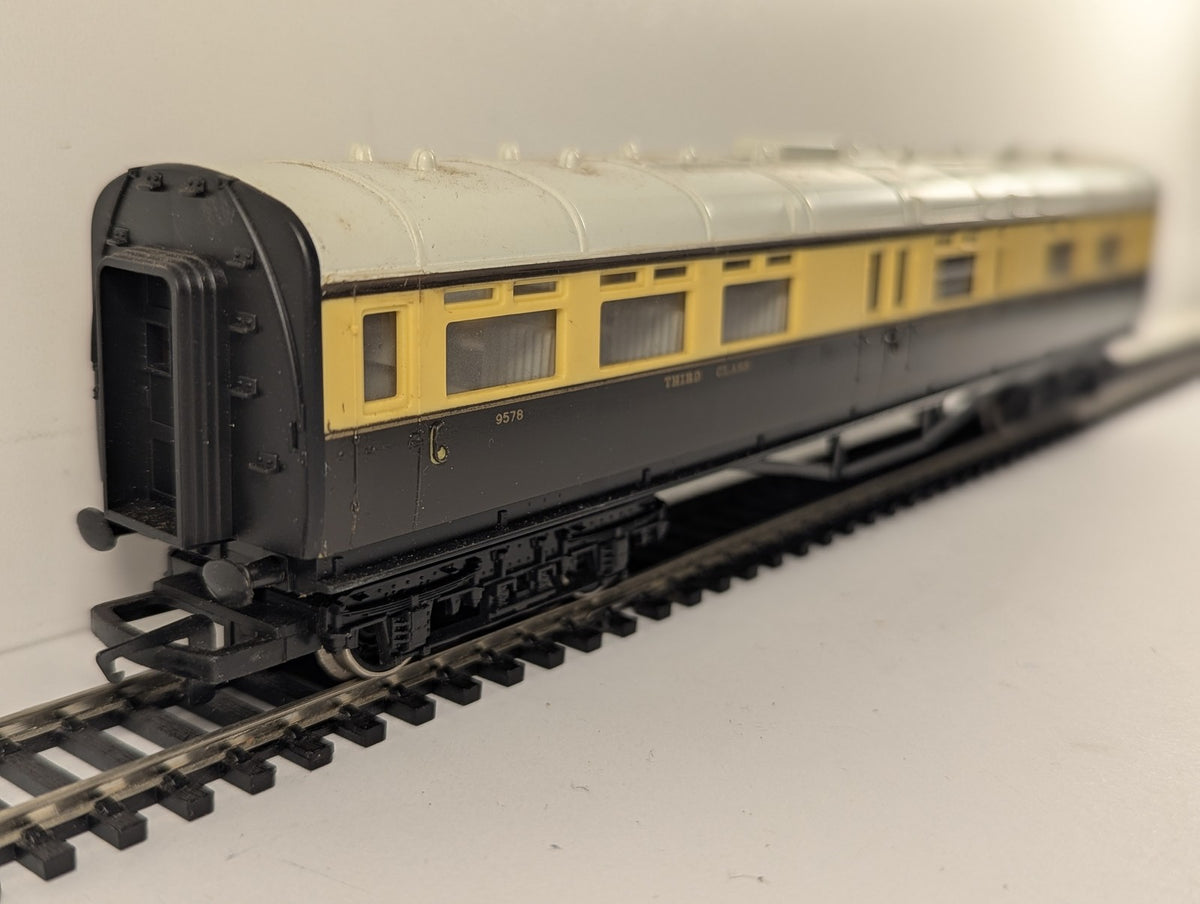 Hornby OO Gauge G.W.R. Restaurant Car Passenger Coach 9578