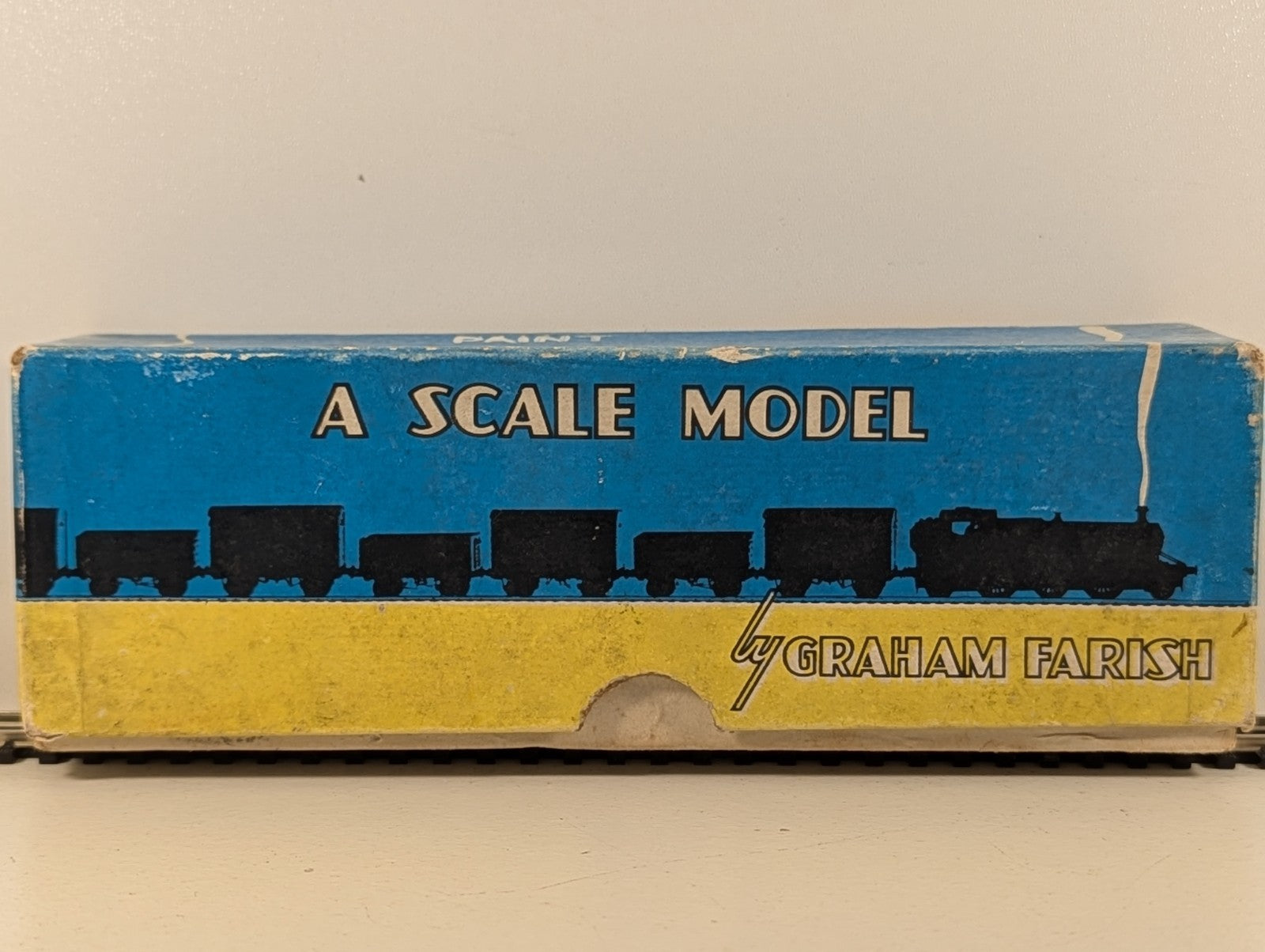 Graham Farish GWR 94XX Class 0-6-0 Pannier Tank GWR Green