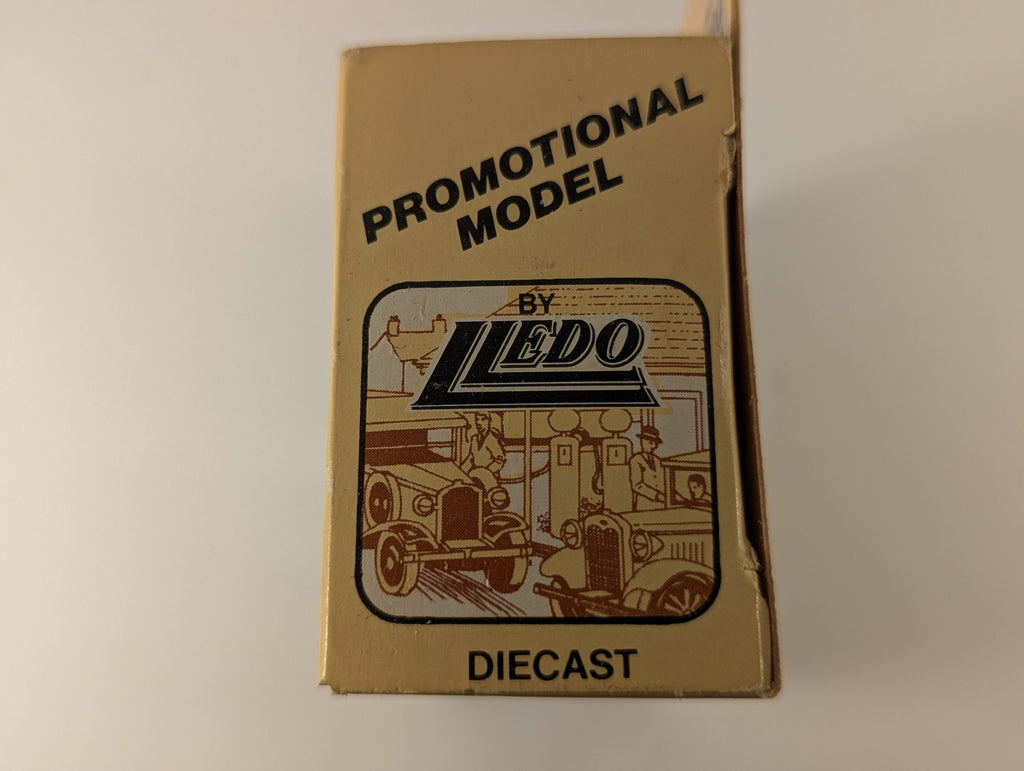 Lledo Standard Type Vehicle (Ulster Transport) Die-cast Model Bus