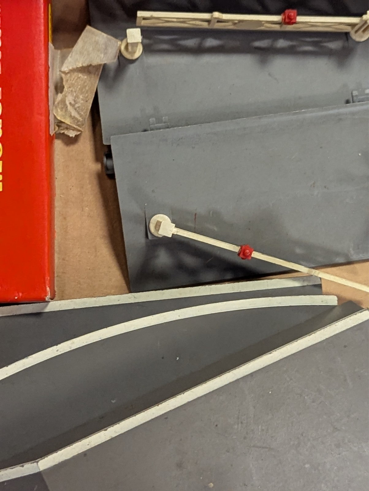 Tri-ang OO Gauge Building Job Lot
