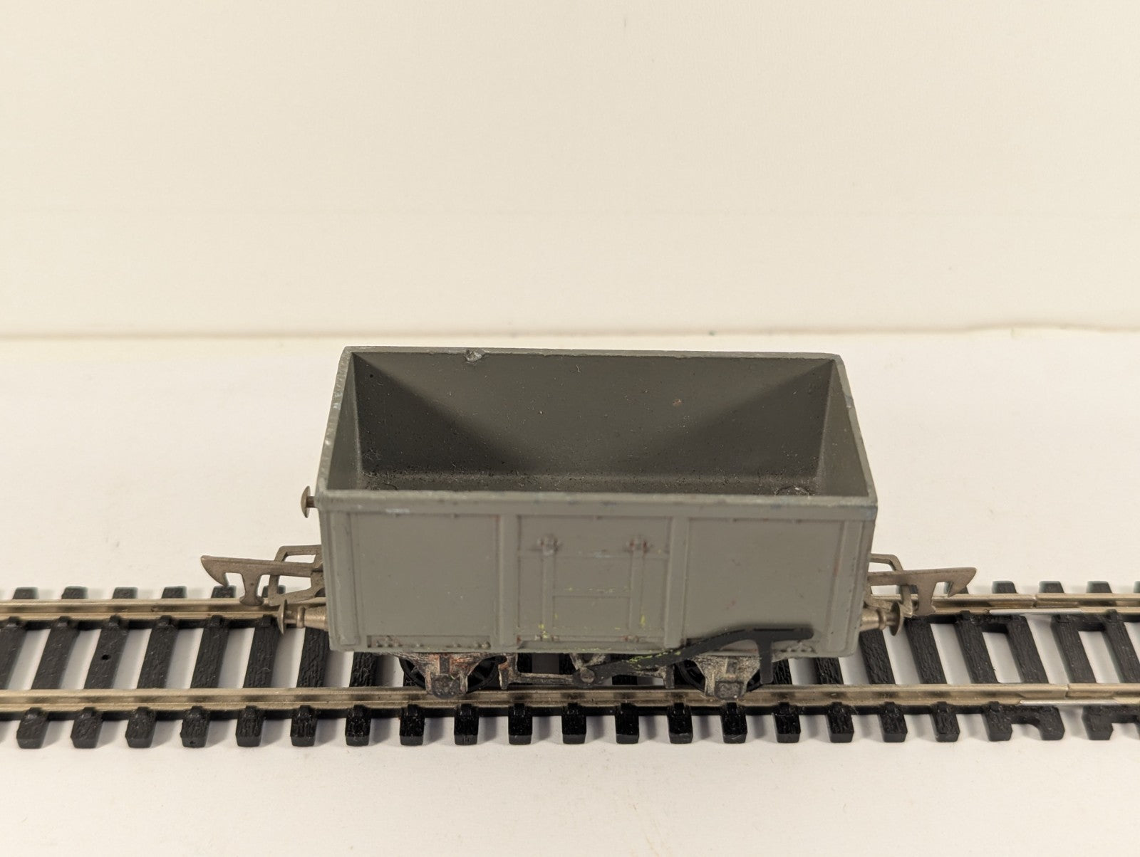 Graham Farish OO Gauge BR Grey 16-Ton Steel Mineral Wagon Boxed