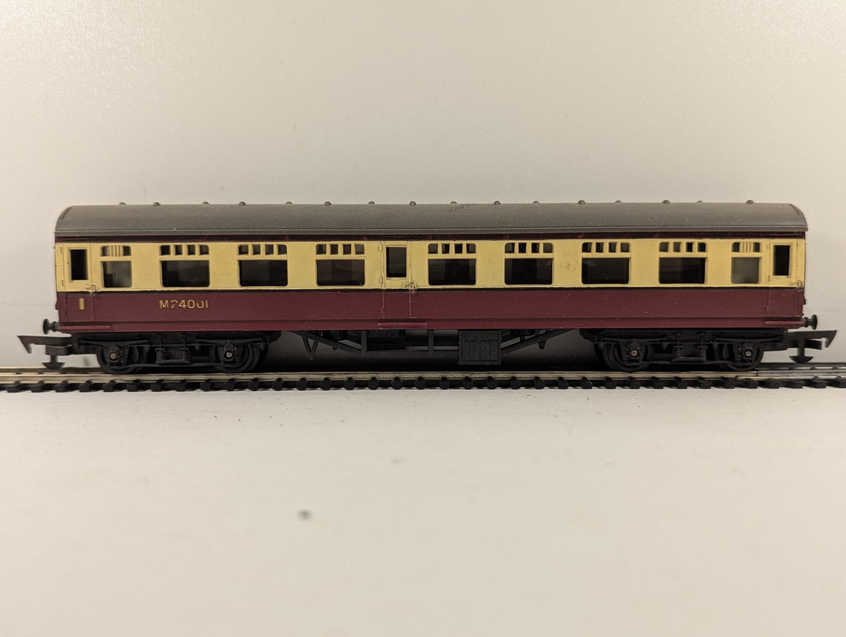 Tri-ang OO Gauge Main Line Composite Coach Passenger Coach M24001